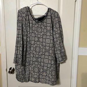 Catherine’s Plus Size Tunic 30/32W.